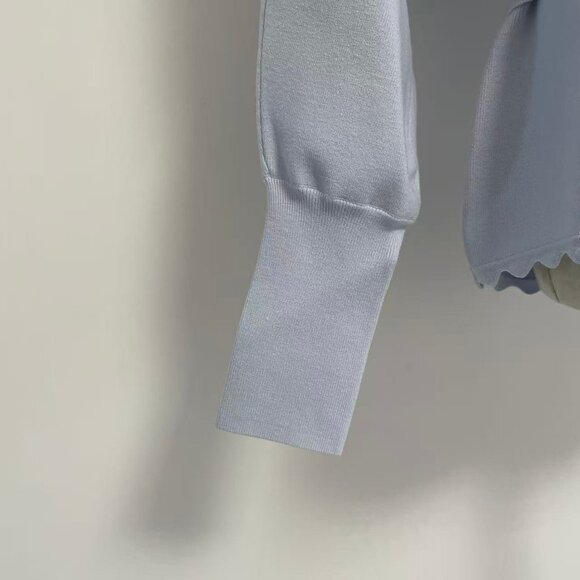 Light Blue Knit Waist-cinching Two-Piece Set French Romance Meets Soft Texture - Picture 7 of 13